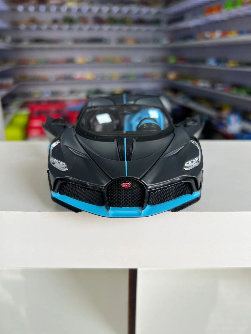 Bugatti Divo cinza 1:24 Maisto