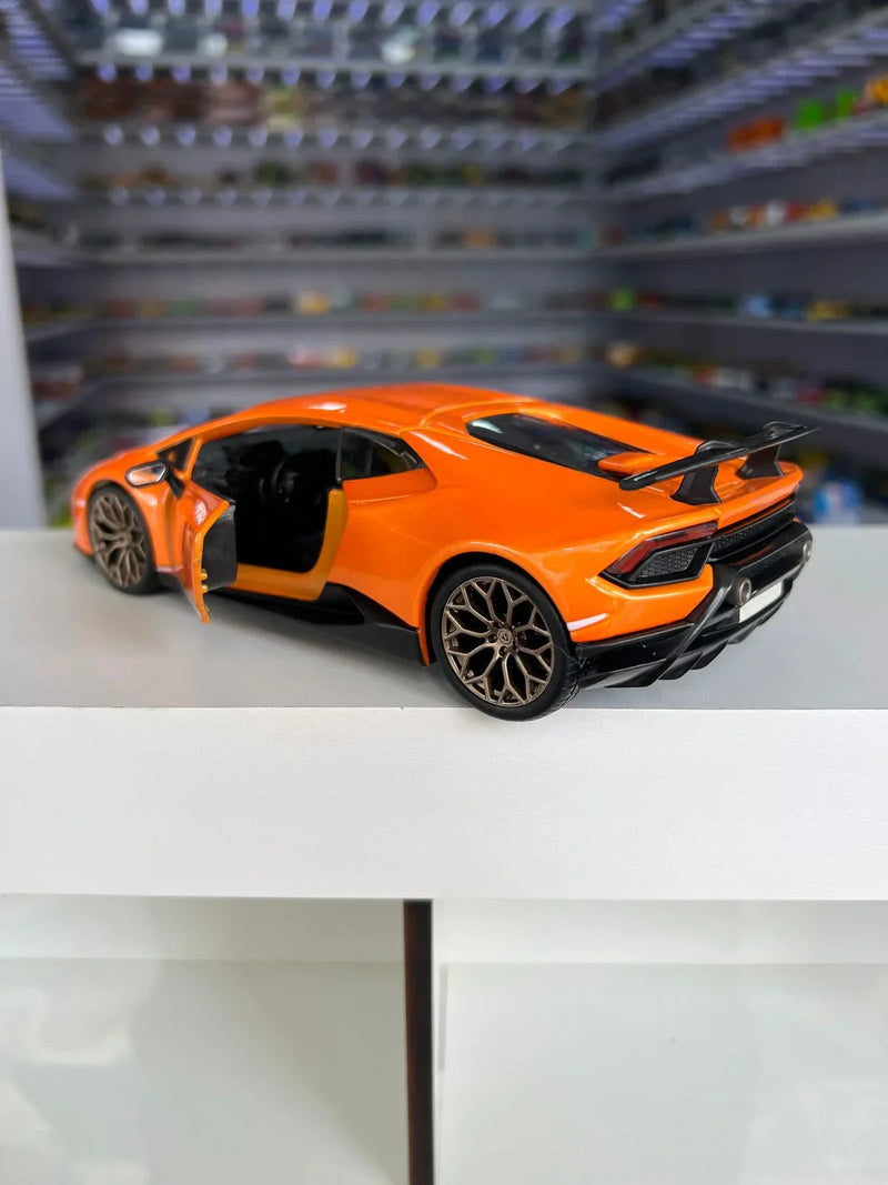 Lamborghini Huracan Performance Laranja 1:24 BBurago