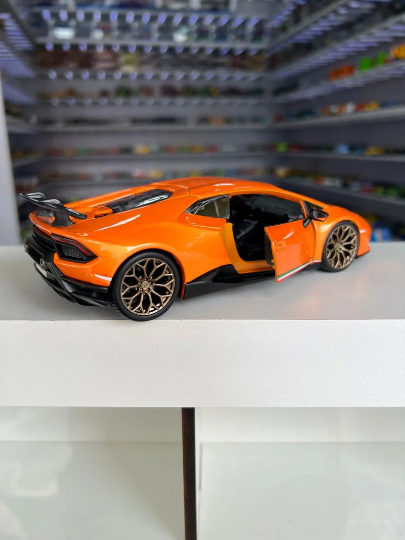 Lamborghini Huracan Performance Laranja 1:24 BBurago