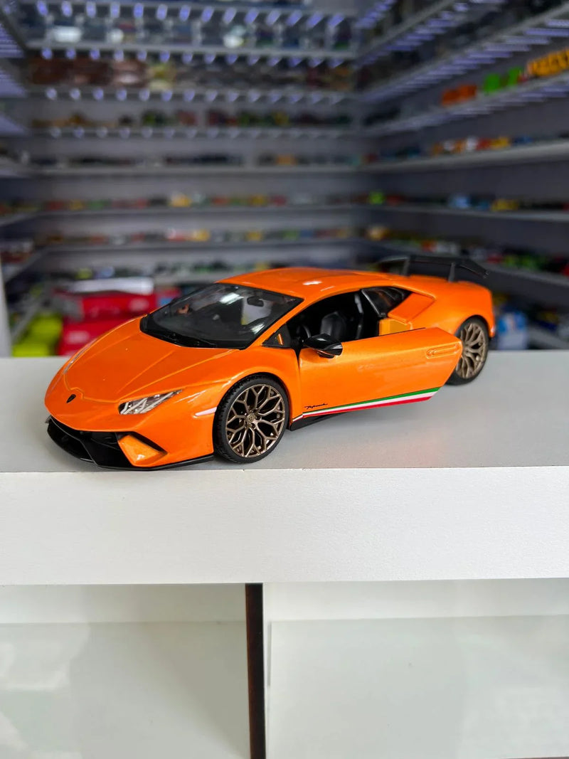 Lamborghini Huracan Performance Laranja 1:24 BBurago