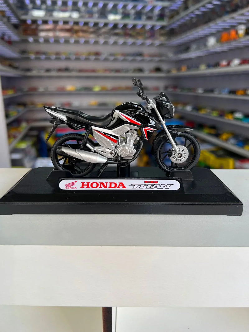 Moto Honda CG Titan 160 (2016) - Preto - 1:18 - California Toys