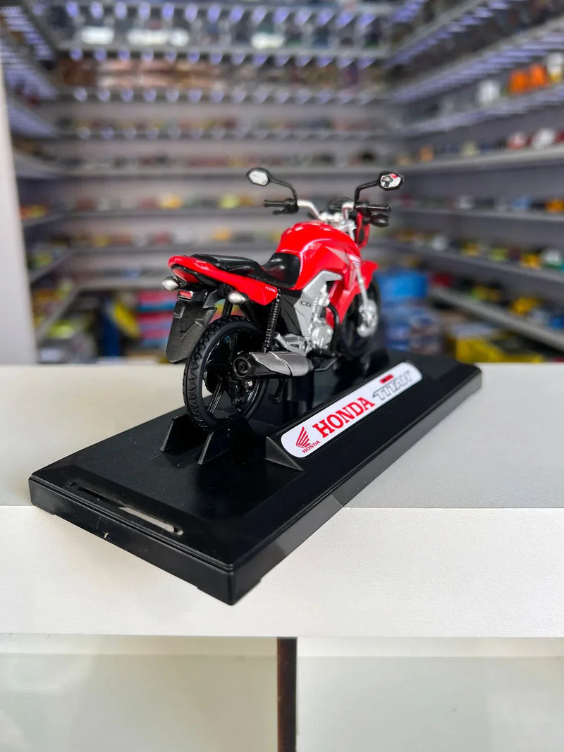 Moto Honda CG Titan 150 (2014) - Vermelho - 1:18 - California Toys