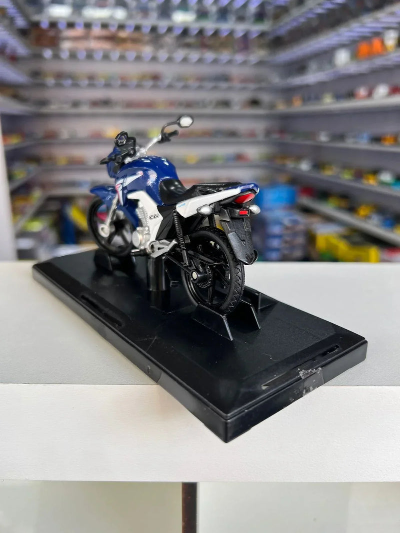 Moto Honda CG Titan 150 (2014) - Azul - 1:18 - California Toys