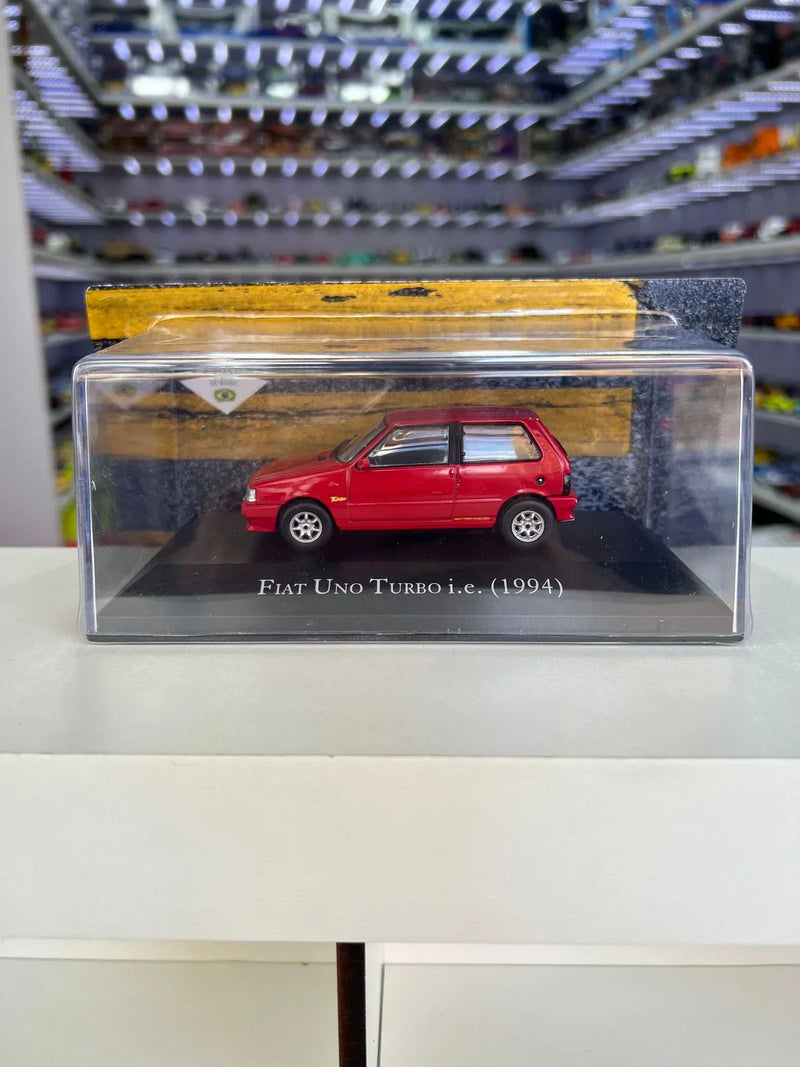 Fiat Uno Turbo I.E (1994) 1:43 Carros Clássicos do brasil