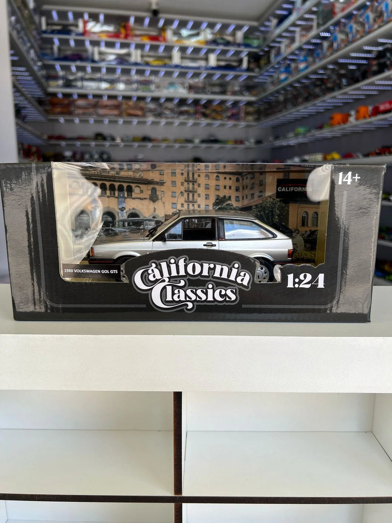Volkswagen Gol GTS (1988) - Prata - 1:24 - California Toys