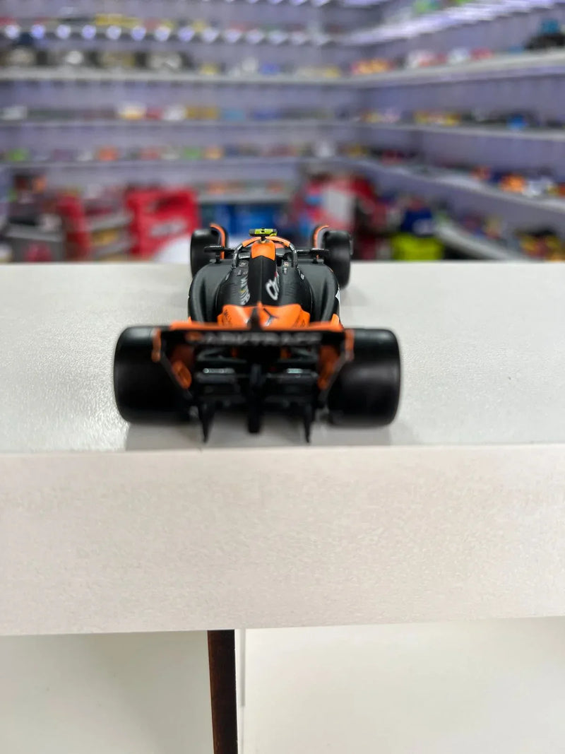 Fórmula 1 McLaren MCL38 Gp Miami 2024 Norris 1:43 Bburago