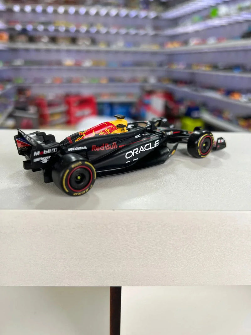 Fórmula 1 Red Bull Racing RB20 Max Verstappen 2024 1:43 Bburago