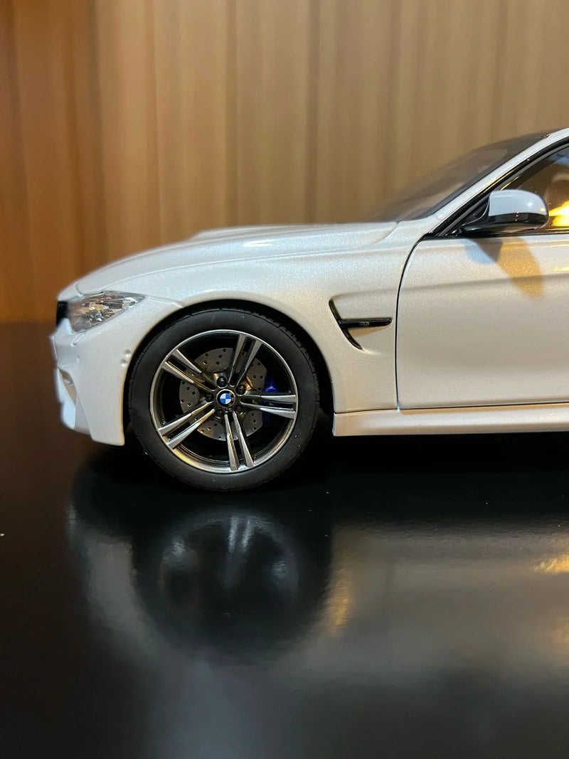 BMW M3 F80 Competition 1:18 Norev