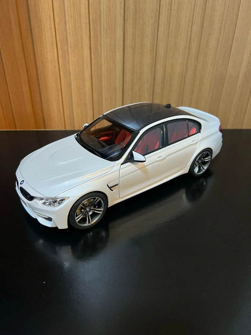 BMW M3 F80 Competition 1:18 Norev