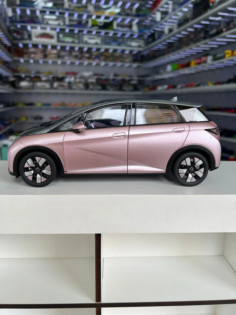 BYD Dolphin 1:18
