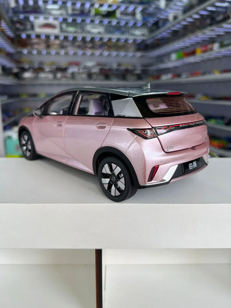 BYD Dolphin 1:18