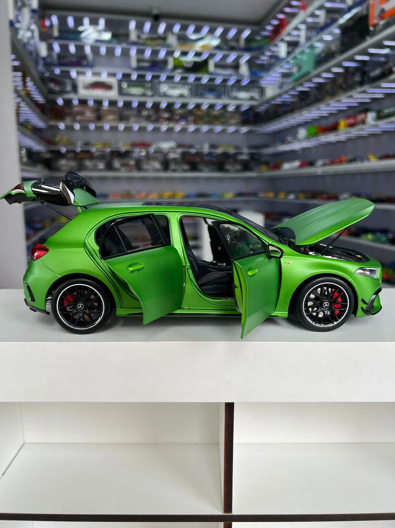 Mercedes-Benz AMG A45 S 1/18 Limited Edition - KiloWorks