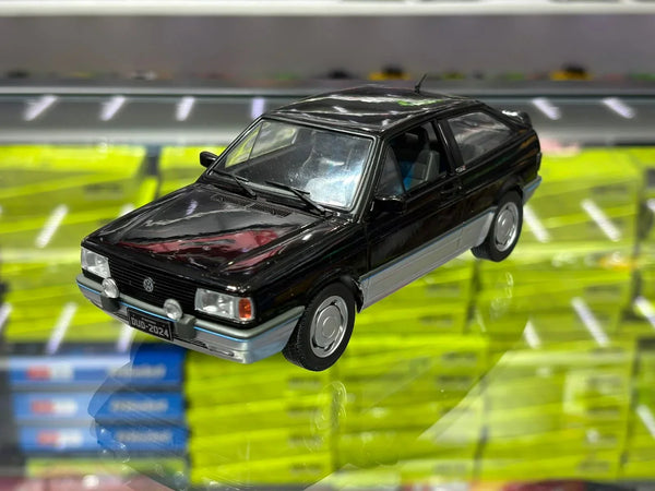 Volkswagen Gol GTI (1994) - Preto Universal - 1:24 - California Toys