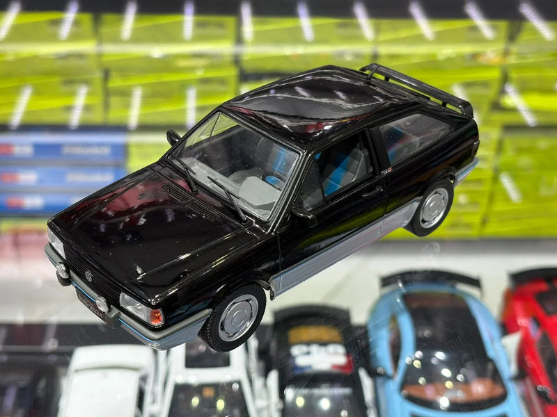 Volkswagen Gol GTI (1994) - Preto Universal - 1:24 - California Toys