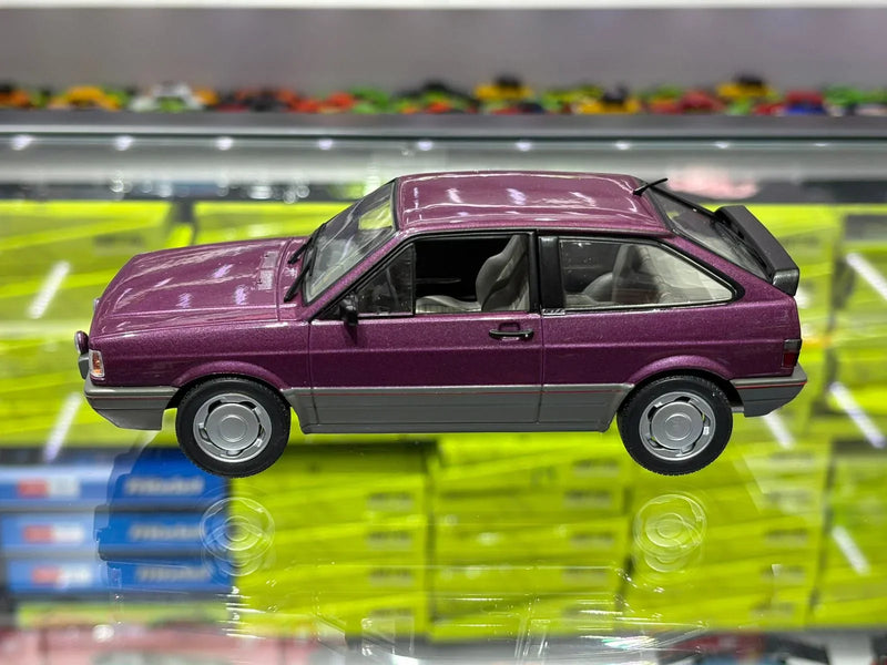 Volkswagen Gol GTS (1992) - Vermelho Styllus - 1:24 - California Toys