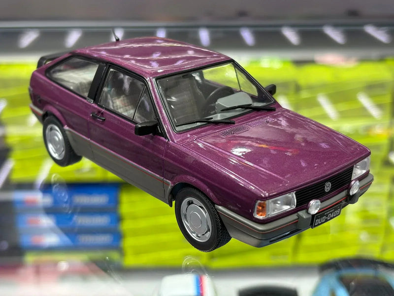 Volkswagen Gol GTS (1992) - Vermelho Styllus - 1:24 - California Toys